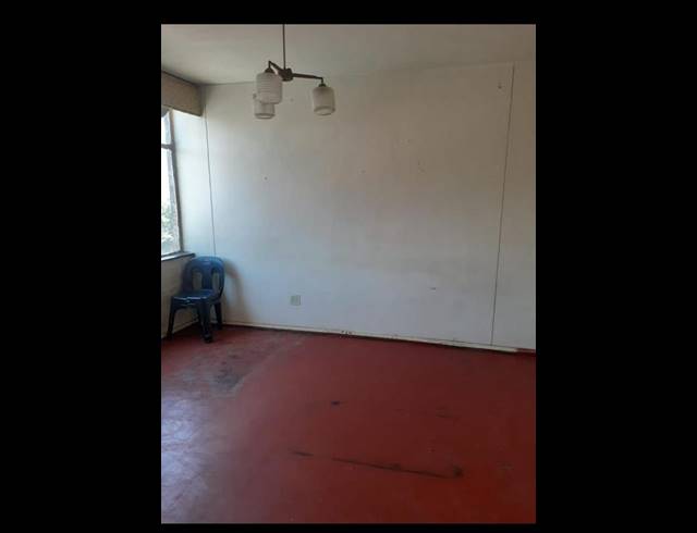 2 BEDROOM APARTMENT FOR SALE IN YEOVILLE